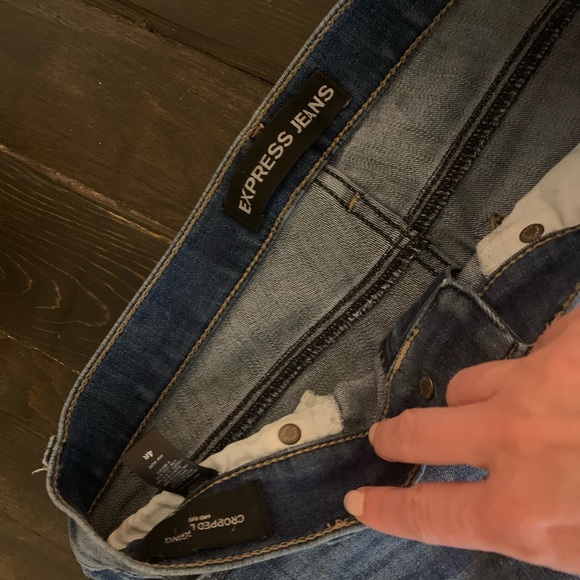 Express Mid Rise Cropped Legging 4 - Picture 2 of 3